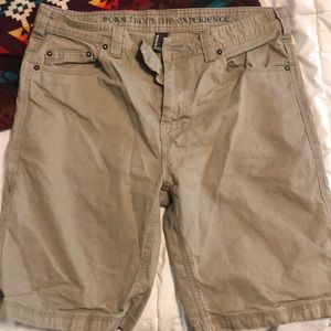 Men’s Prana shorts